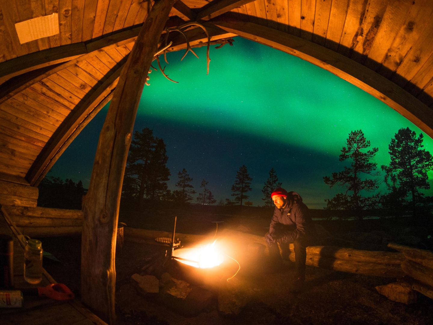 laavu under the northern lights