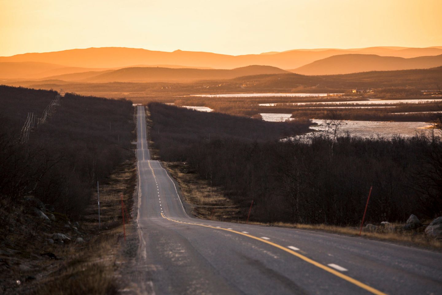 A highway in Enontekiö during sunset