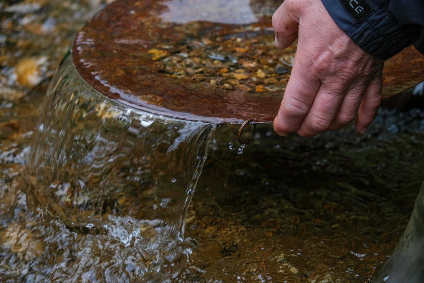 Panning for gold in Inari-Saariselkä, Finland