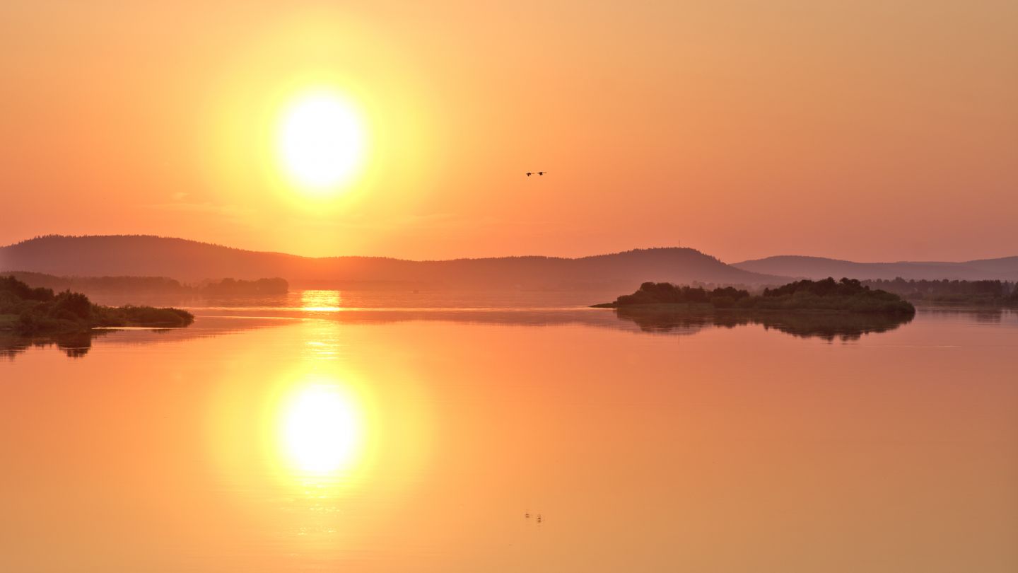 Midnight sun in Aavasaksa - Ylitornio, Lapland Finland