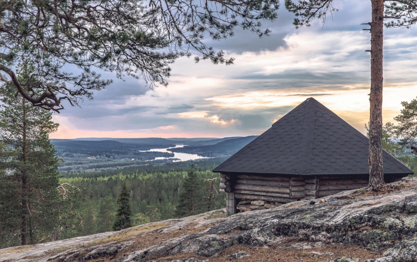 Kuninkaan Laavu, Rovaniemi