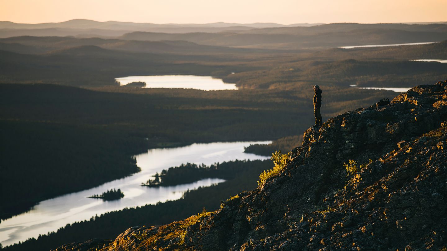 Lemmenjoki, beginner hiking Lapland, Finland