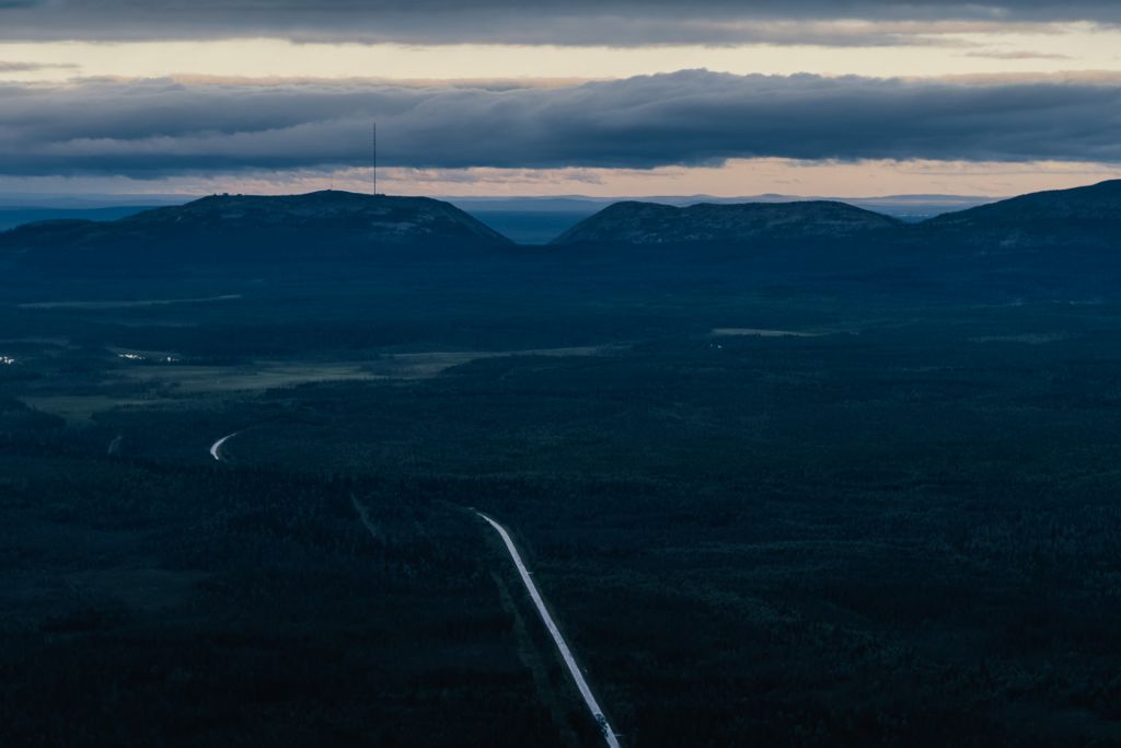 Pyhän tunturijono ilmasta käsin