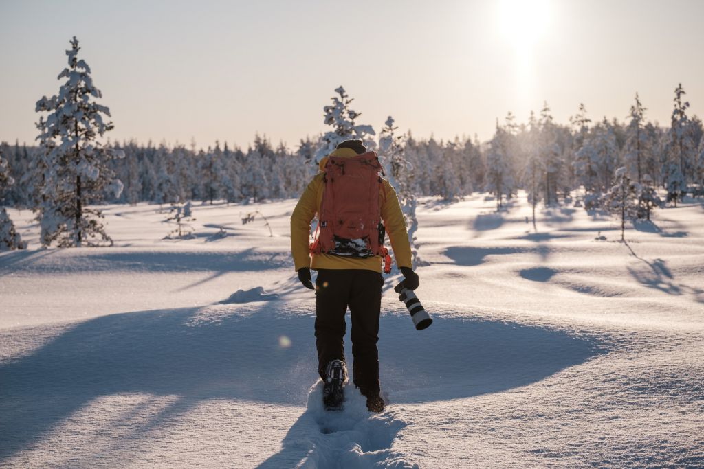 Lumikenkäilyä Levillä