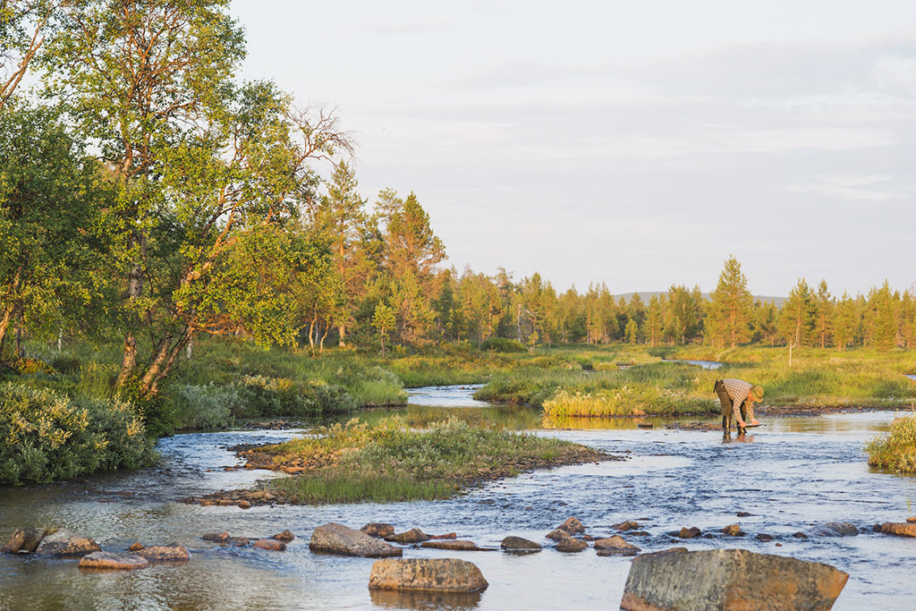 Gold panning in Finnish Lapland