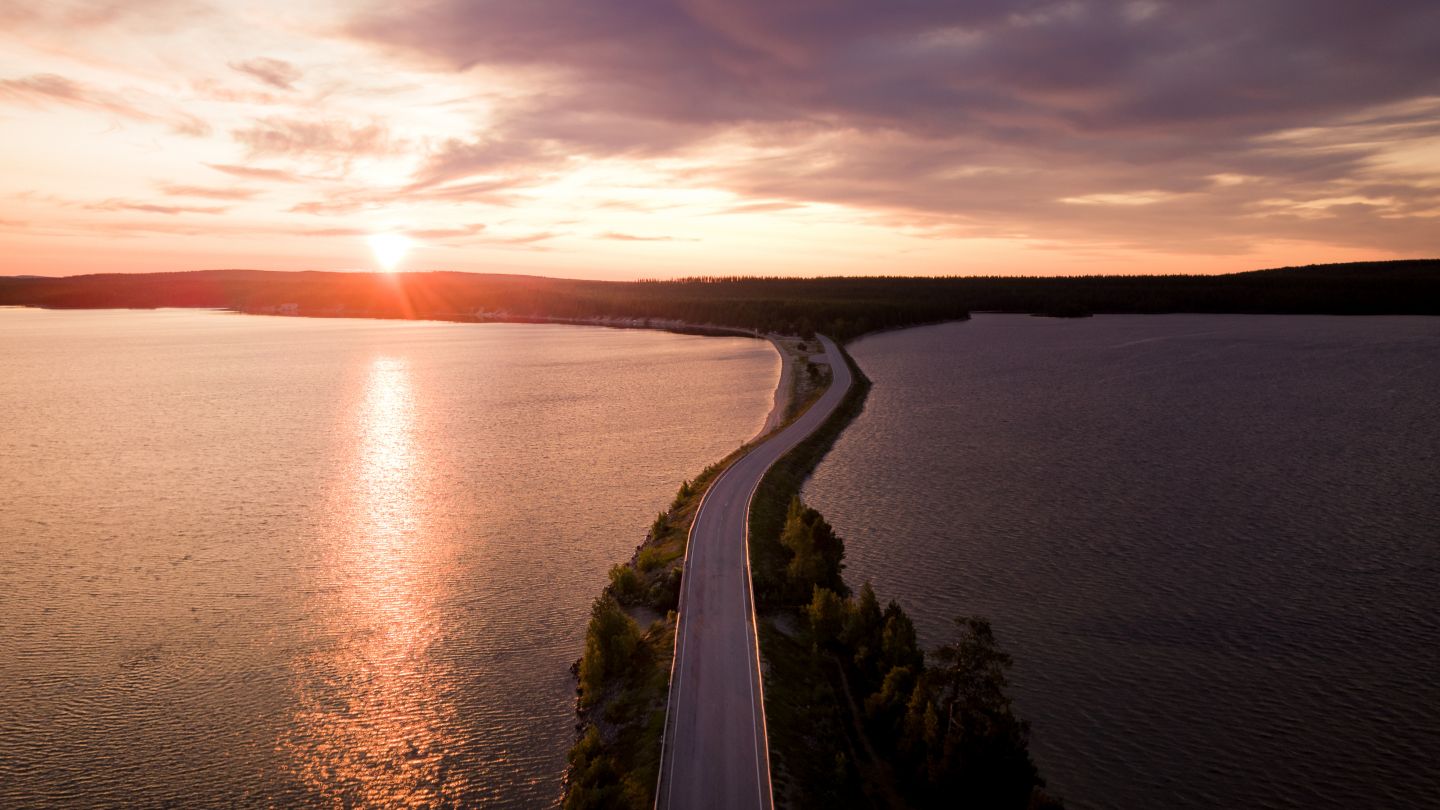 Road between lakes in Posio