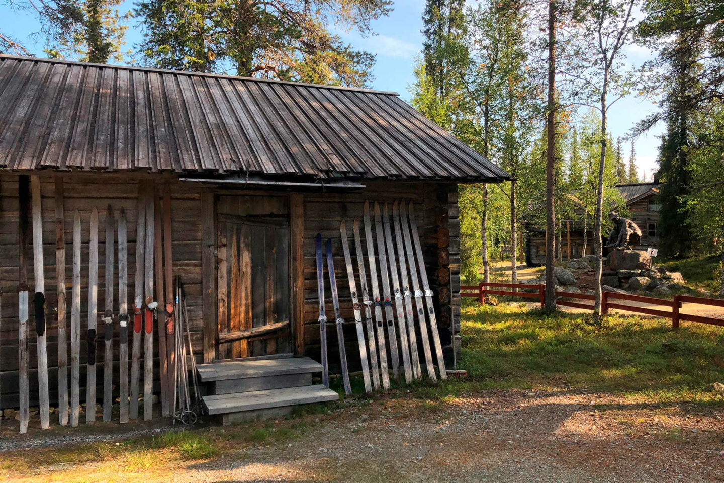 An old hut at Tankavaara Gold Village in Sodankylä, a Finnish Lapland filming location