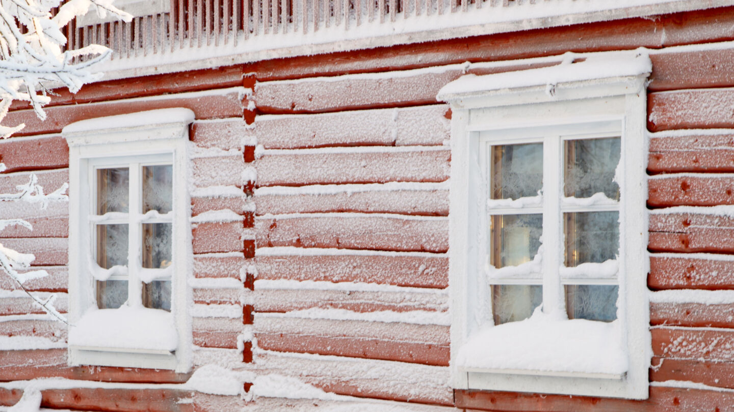 Winter log cabin in Finnish Lapland