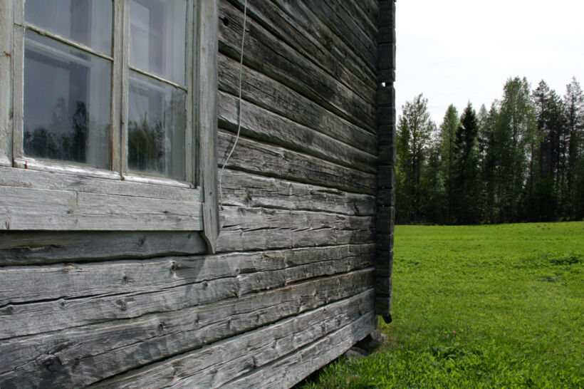 Log buildings at Hervanvaara in Ranua, a Finnish Lapland filming location