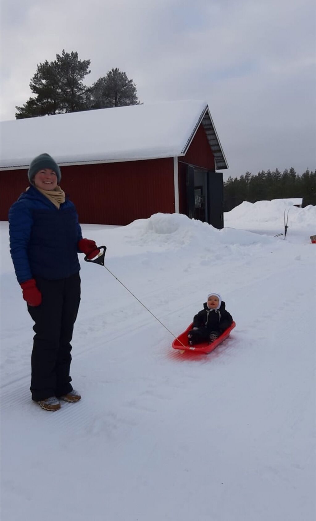 Minna-Maija koskis lapsi pulkassa