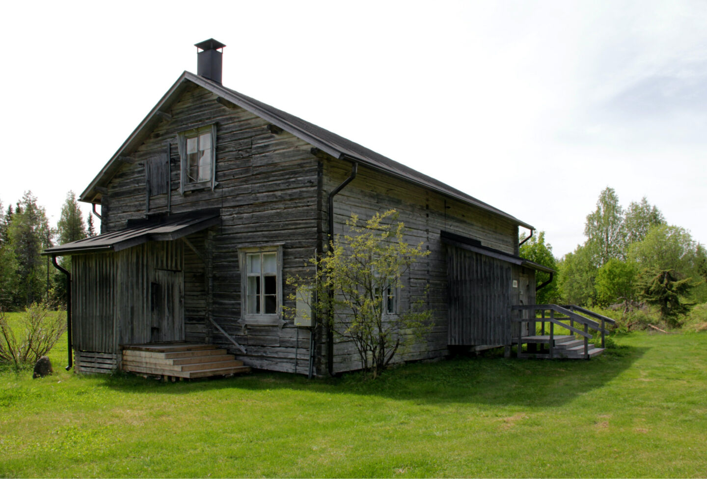 The main farmhouse at Hervanvaara in Ranua, a Finnish Lapland filming location