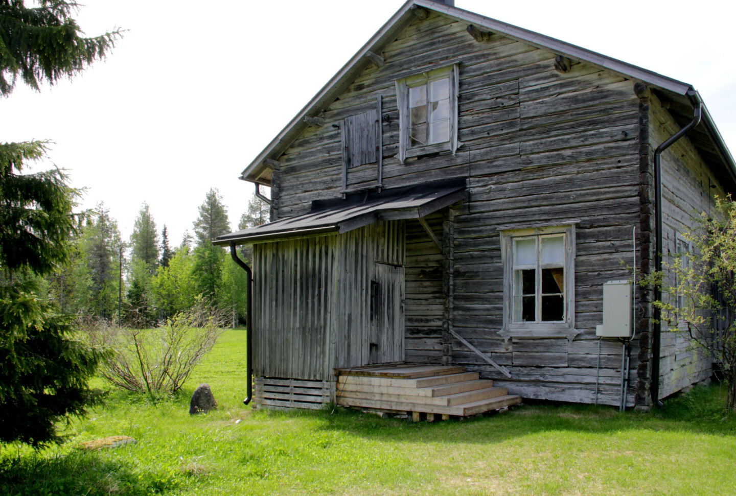 Rustic arctic farmhouse in summer at Hervanvaara in Ranua, a Finnish Lapland filming location