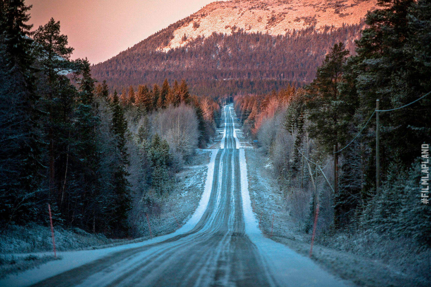 Roads & bridges in Pelkosenniemi, accessible all-winter long, a feature of Finnish Lapland filming locations