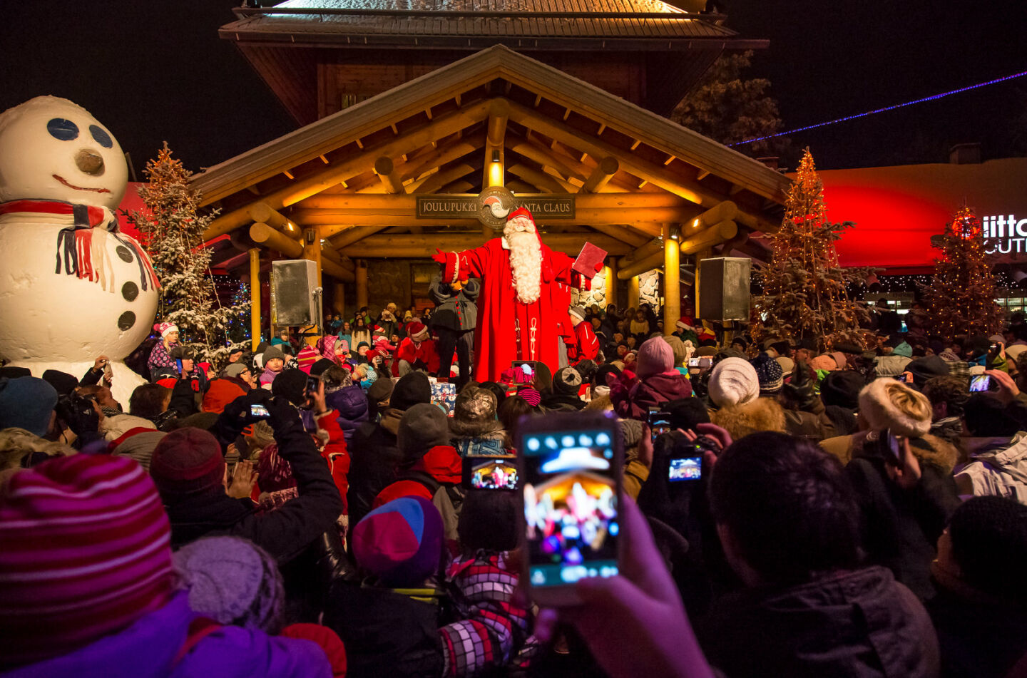 A proper Christmas, one of the many reasons to get a job in Finnish Lapland