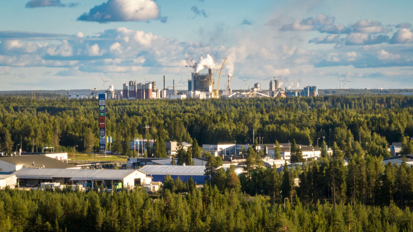 An aerial view of Keminmaa, a retro rural Sea Lapland film location