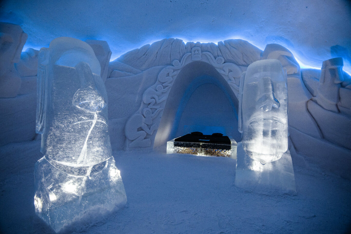 Ice sculptures at the entrance of the Lapland Hotels Snowvillage, a Finnish Lapland filming location